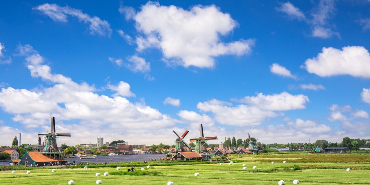 Foto door Tanathip Rattanatum: https://www.pexels.com/nl-nl/foto/groen-grasveld-2026451/